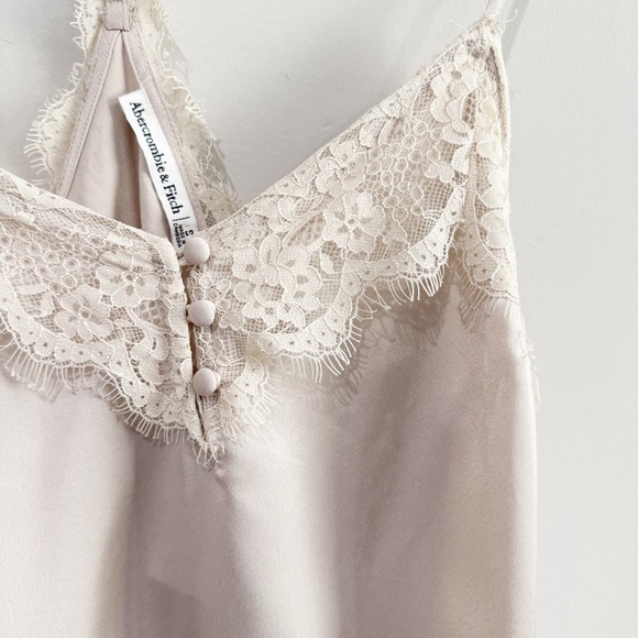 A&F Satin Lace Cami Bodysuit NEW Size Small - Picture 5 of 15